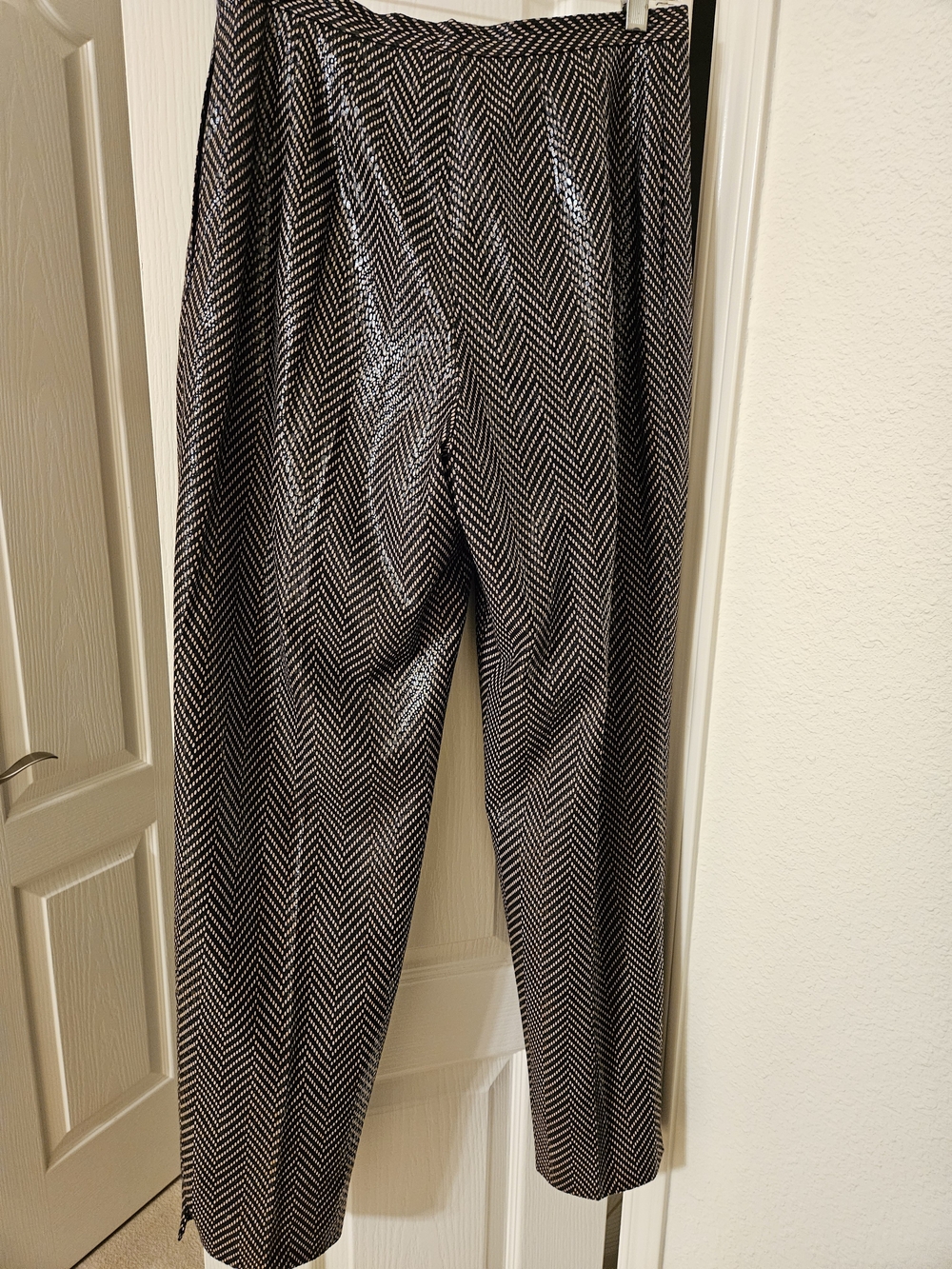 Harve Benard Black & Green Jacket with Soft  Dot Pattern - Picture 10 of 10